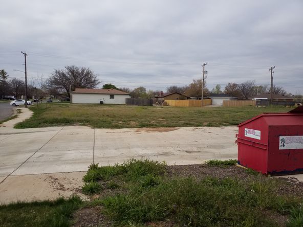 2440 SE 27th Ave, Amarillo, TX 79103